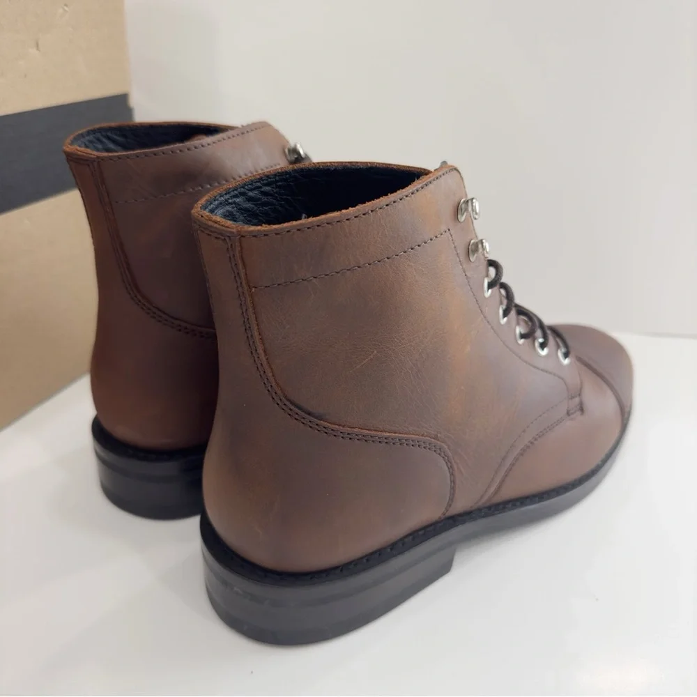 Thursday Boot Company Men's Arizona  Captain Cap Toe Leather Boots - Wide Width
